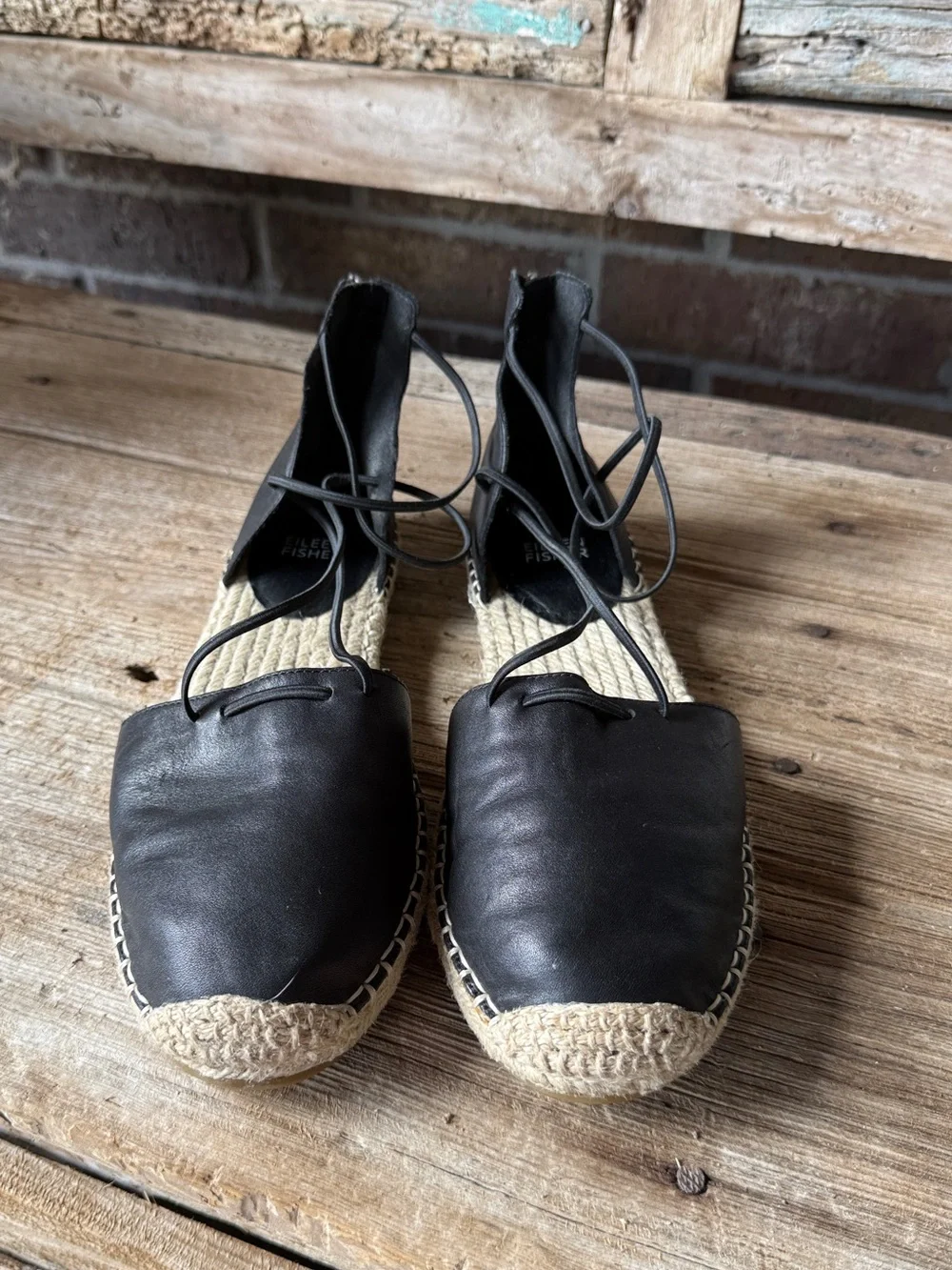 Eileen Fisher Women’s Black Leather Espadrille Criss Cross Zip Back Sandals Sz 9